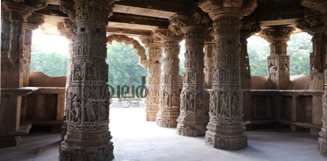 modhera sun temple sabha mandapa pillers
